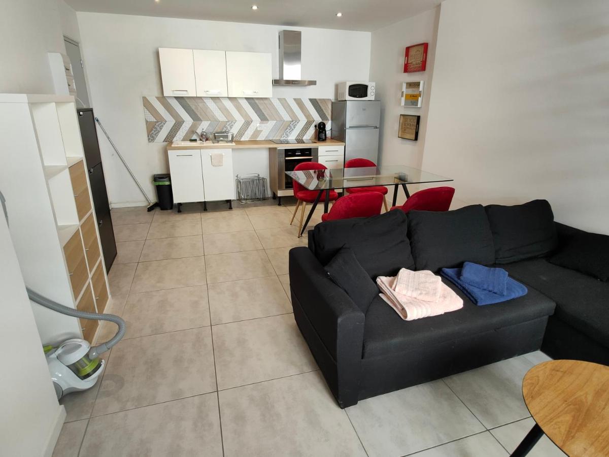 Apartmán Joli Apparemment Type Loft Cavaillon Exteriér fotografie